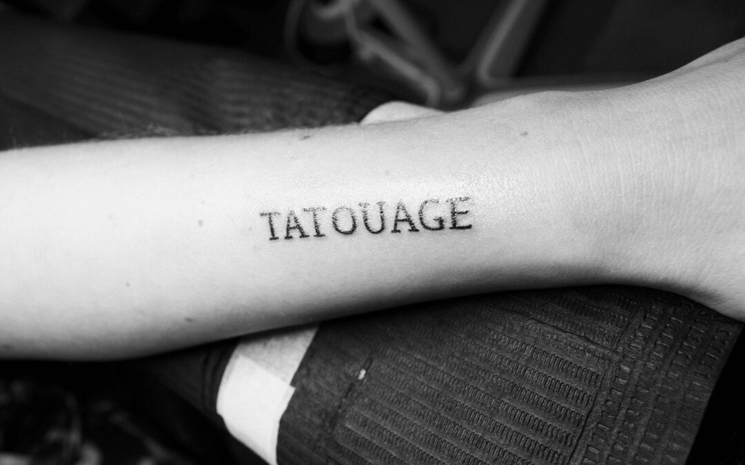 lettrage tatouage